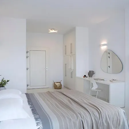 Blue Vice Megalochori 메갈로호리